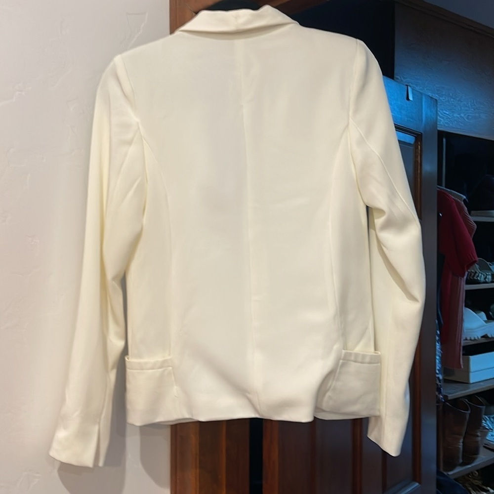 Forever 21 Women's Ivory Blazer M - Picture 5 of 5